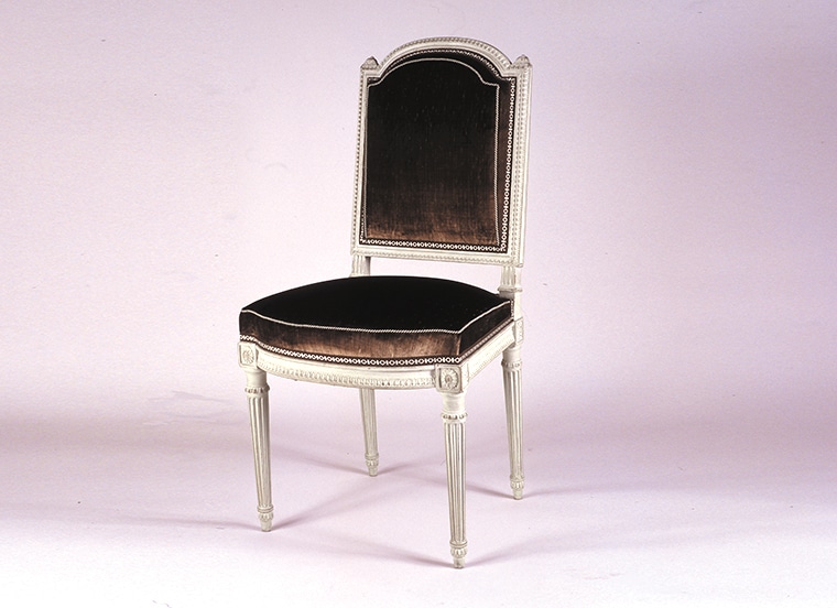 Louis XVI carved wood dining chair Sené