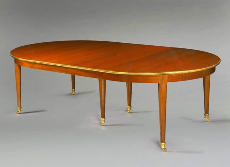 Louis XVI style Mahogany Dining Table